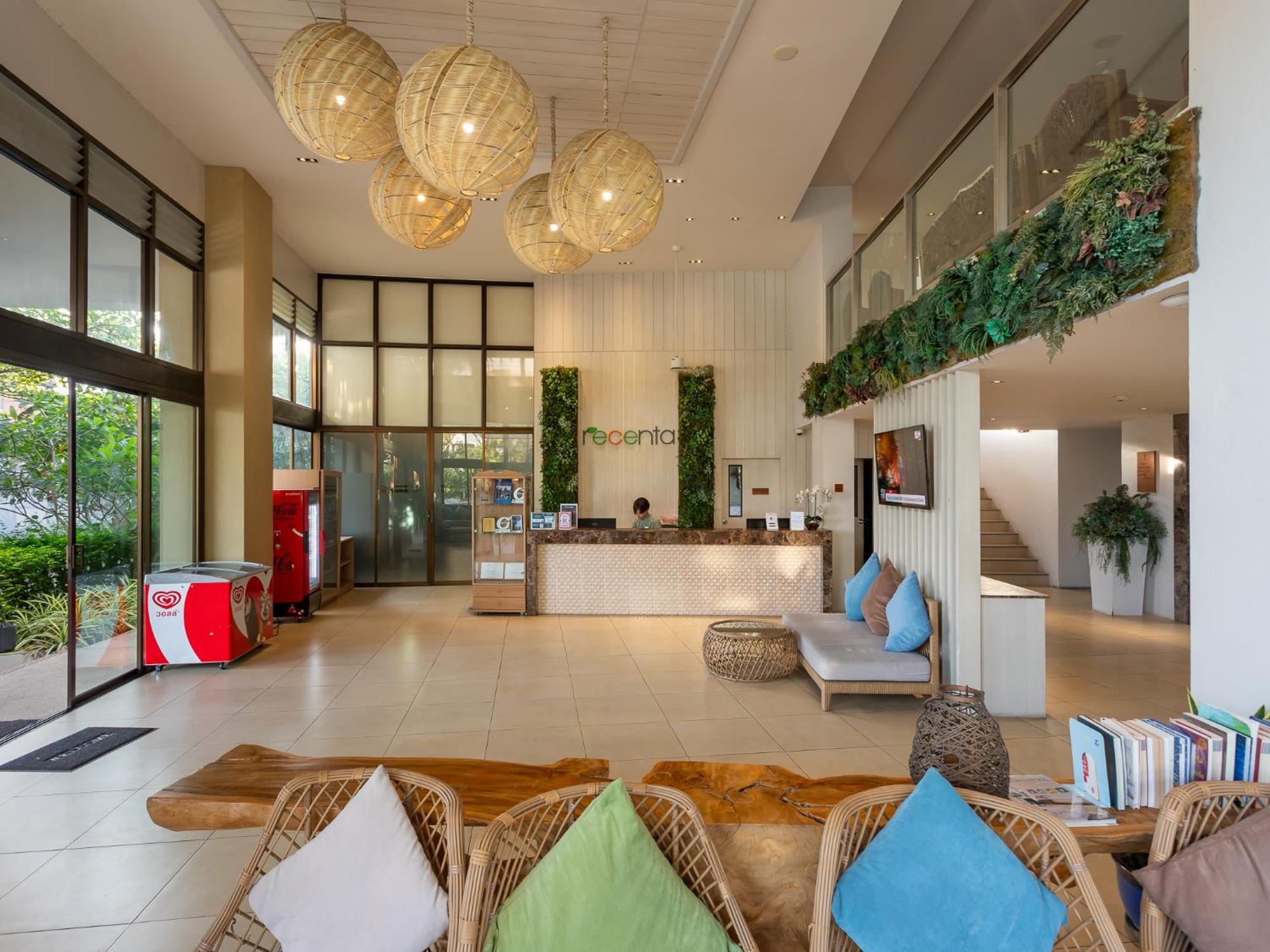 Recenta Phuket Suanluang Hotel Exterior foto